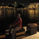 Suasana di pinggiran Singapore river